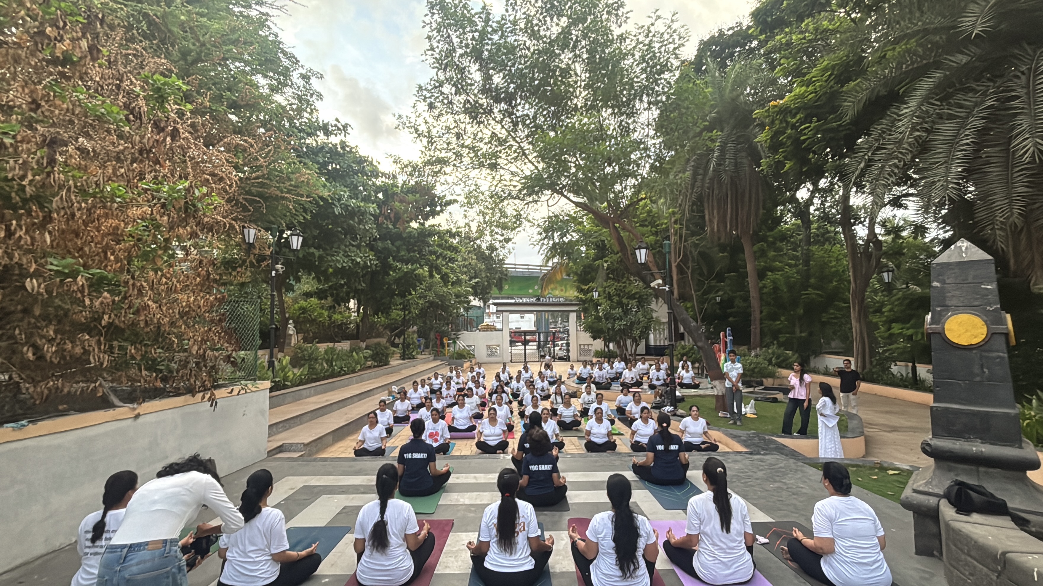 International Yoga Day 2025 — moment 1